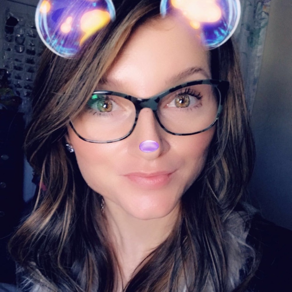 Meet your Posher, Danielle